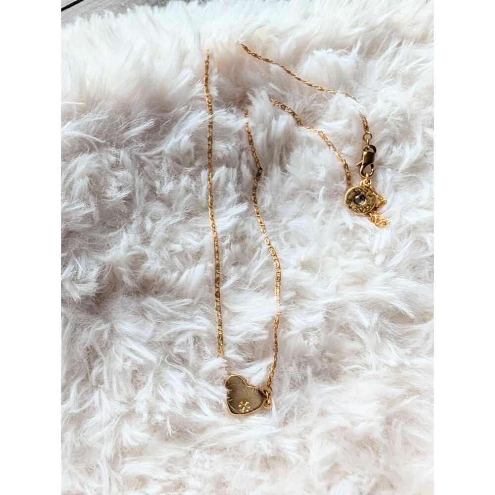 TORY BURCH Gold Matted Tiny Heart Etched Logo Chain Necklace - Picture 3 of 4